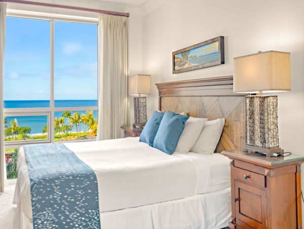 Oceanfront 3 Bedroom Kaanapali Vacation Condo Sleeps 8 Guests