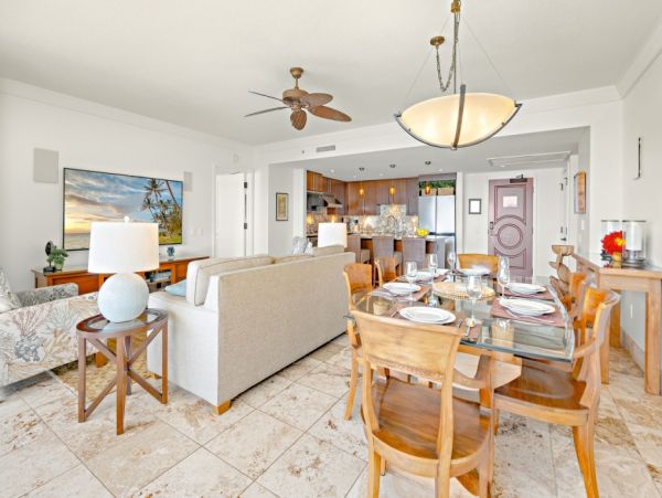 Oceanfront 3 Bedroom Kaanapali Vacation Condo Sleeps 8 Guests