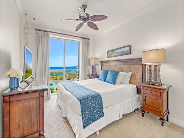 Oceanfront 3 Bedroom Kaanapali Vacation Condo Sleeps 8 Guests