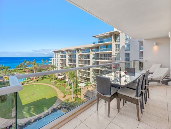Oceanfront 3 Bedroom Kaanapali Vacation Condo Sleeps 8 Guests
