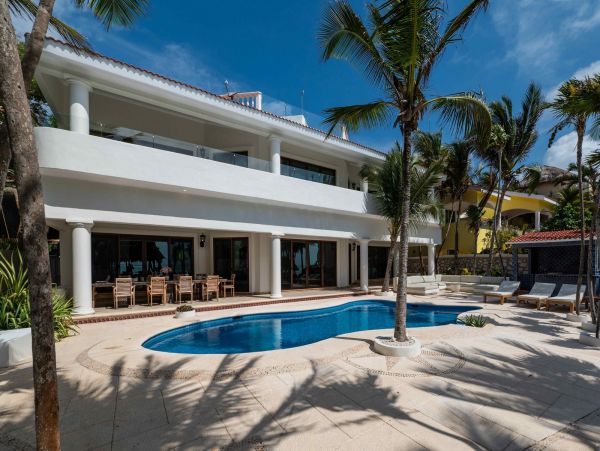 Beautiful 9 Bedroom Tulum Oceanfront Villa Sleeps 26 Guests