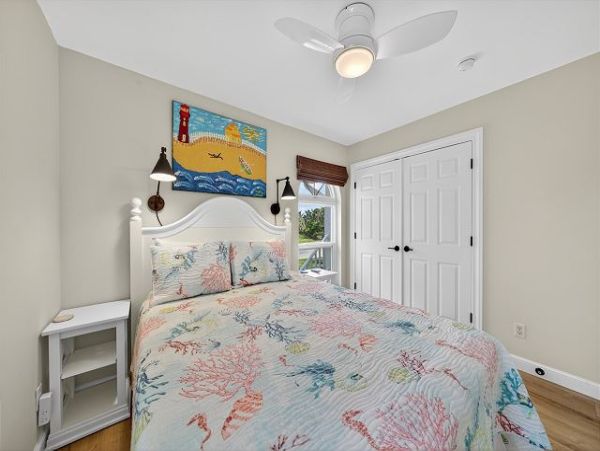 Luxury Island Retreat near Bowman's Beach 3 Bedrooms, Heated Pool