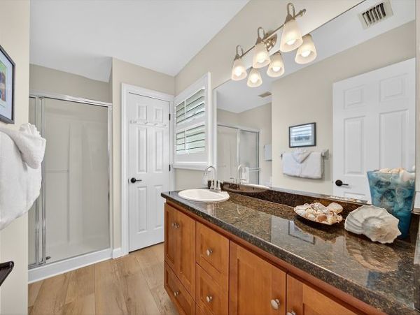Luxury Island Retreat near Bowman's Beach 3 Bedrooms, Heated Pool