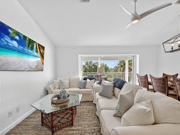 Luxury Island Retreat near Bowman's Beach 3 Bedrooms, Heated Pool