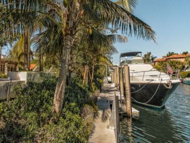 Posh Four Bedroom Vacation Home in Coral Gables