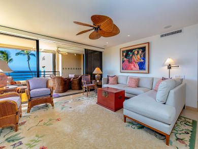 Kihei Oceanfront Two Bedroom Beach Vacation Condo Ocean View