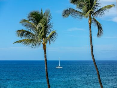 Kihei Oceanfront Two Bedroom Beach Vacation Condo Ocean View