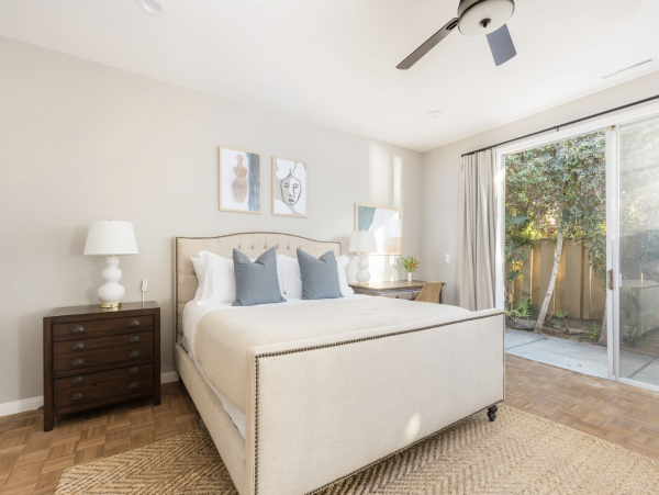 Luxury 7 Bedrooms Vacation Home Sleeps 20 Guests in La Jolla