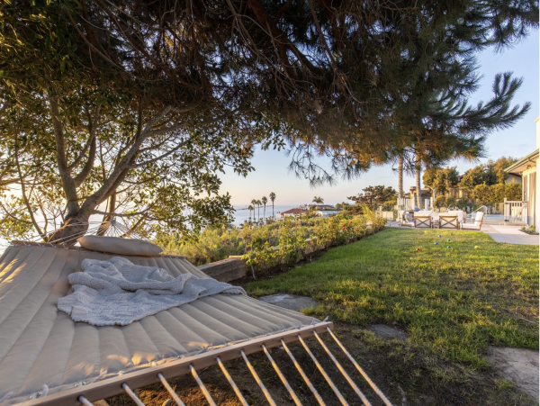 Luxury 7 Bedrooms Vacation Home Sleeps 20 Guests in La Jolla