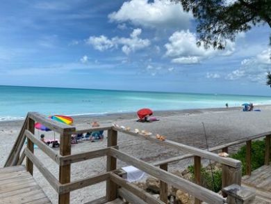 Vacation Condo 1 Bedroom Sleeps 4 Guests Beachfront Location With Pool