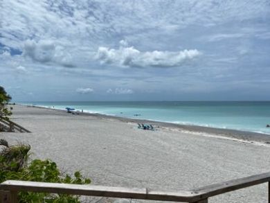 Vacation Condo 1 Bedroom Sleeps 4 Guests Beachfront Location With Pool