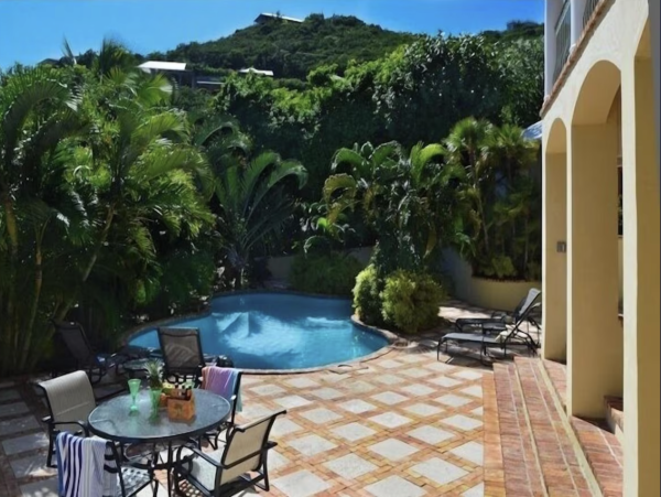 Breathtaking St. John Vacation Pool Home Sleeps 10 Guests