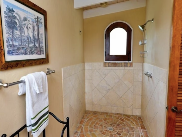 Breathtaking St. John Vacation Pool Home Sleeps 10 Guests