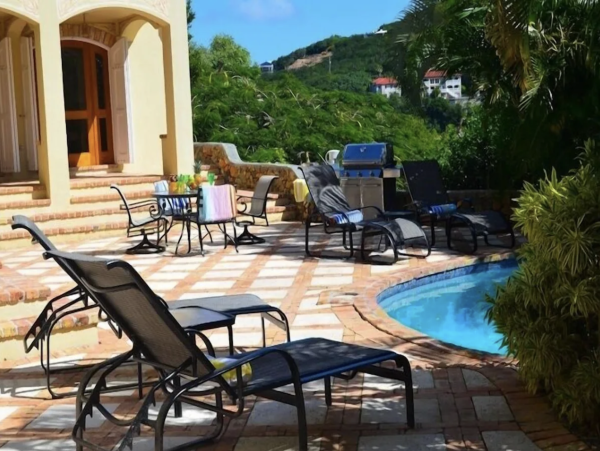 Breathtaking St. John Vacation Pool Home Sleeps 10 Guests