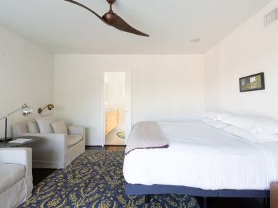 Four Bedroom Rental Home in Hollywood Hills - Private Pool
