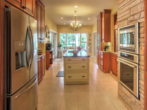 Fort Myers Vacation Home Sleeps 12 Guests Private Pool