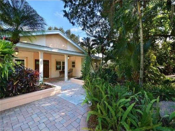 Fort Myers Vacation Home Sleeps 12 Guests Private Pool