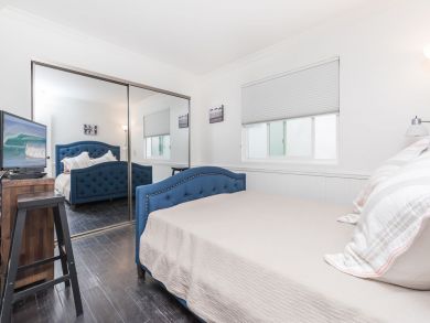 Newport Beach Oceanfront Four Bedrooms Single Family Home