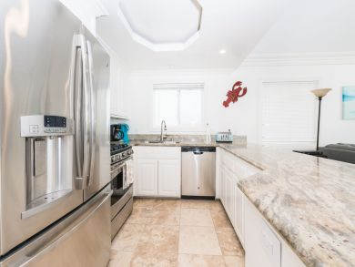 Newport Beach Oceanfront Four Bedrooms Single Family Home