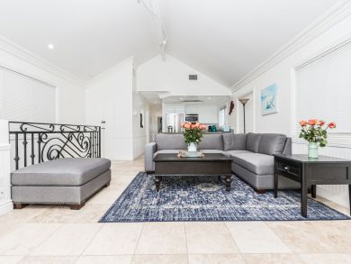 Newport Beach Oceanfront Four Bedrooms Single Family Home