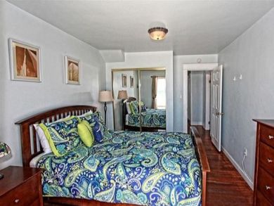 3 Bedroom Newport Beach Vacation Home Sleeps Seven Guests