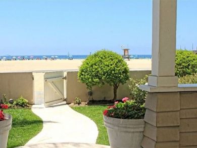 3 Bedroom Newport Beach Vacation Home Sleeps Seven Guests