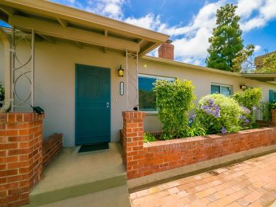 La Jolla Two Bedroom Vacation Cottage Walk to Beach Sleeps 5