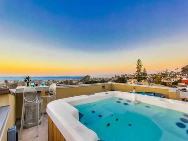 Sunset Cliffs Vacation Rental  - San Diego Ocean View Villa with Rooftop Spa