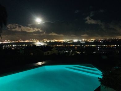 Mid Century San Diego Vacation Villa Sleeps 13 Guests