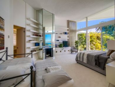 Mid Century San Diego Vacation Villa Sleeps 13 Guests