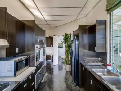 Mid Century San Diego Vacation Villa Sleeps 13 Guests