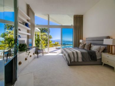 Mid Century San Diego Vacation Villa Sleeps 13 Guests