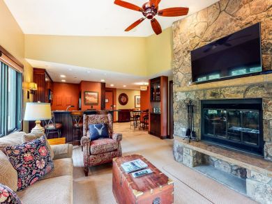 Beaver Creek Ski in Ski Out Vacation Condo Sleeps 8 Guests Beaver Creek Ski in Ski Out Vacation Condo Sleeps 8 Guests