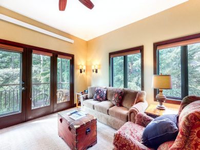 Beaver Creek Ski in Ski Out Vacation Condo Sleeps 8 Guests Beaver Creek Ski in Ski Out Vacation Condo Sleeps 8 Guests