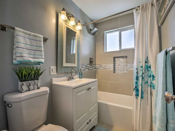 San Diego Luxury Vacation Rental Home Three Bedrooms
