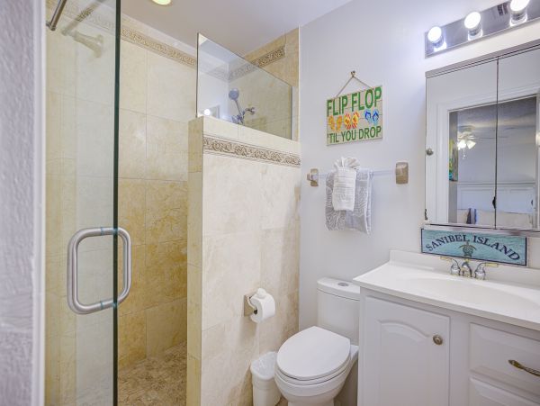 2 Bedroom Sanibel Vacation Pool Home Sleeps Six Guests