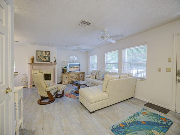 2 Bedroom Sanibel Vacation Pool Home Sleeps Six Guests