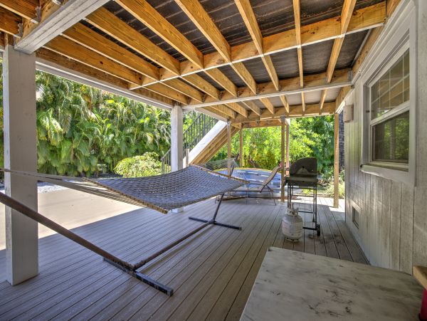 2 Bedroom Sanibel Vacation Pool Home Sleeps Six Guests
