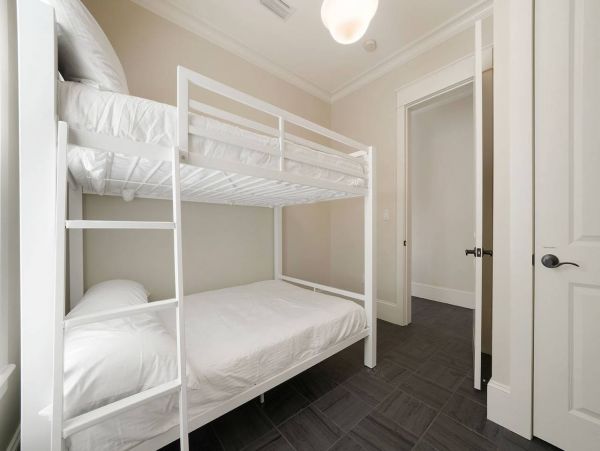 Miramar Beach Just Steps from The Gulf of Mexico Sleeps 18