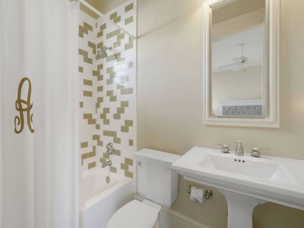 Miramar Beach Just Steps from The Gulf of Mexico Sleeps 18