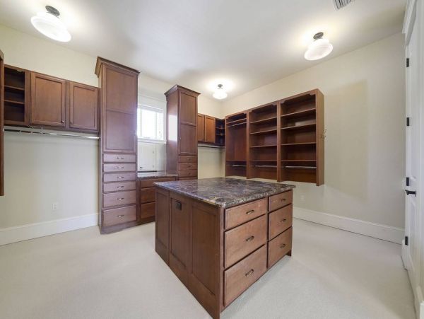 Miramar Beach Just Steps from The Gulf of Mexico Sleeps 18
