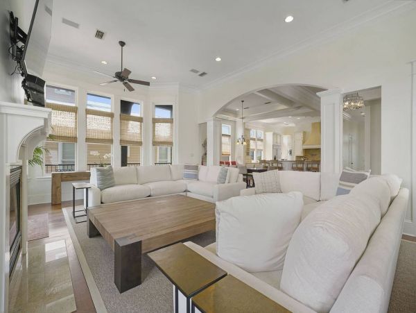 Miramar Beach Just Steps from The Gulf of Mexico Sleeps 18