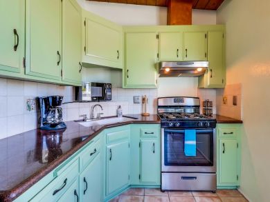La Jolla Vacation Casita Sleeps Four Guests