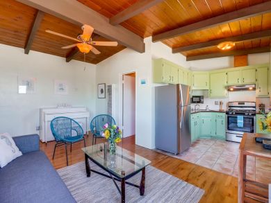 La Jolla Vacation Casita Sleeps Four Guests