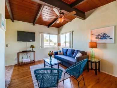 La Jolla Vacation Casita Sleeps Four Guests