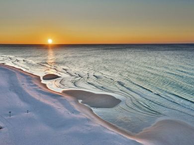 Penthouse Four Bedroom Vacation Condo in Destin.