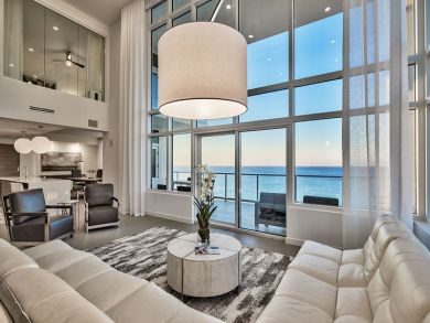 Penthouse Four Bedroom Vacation Condo in Destin.