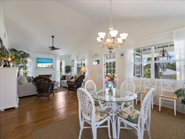 Anna Maria 3 Bedroom Cottage with Private Pool