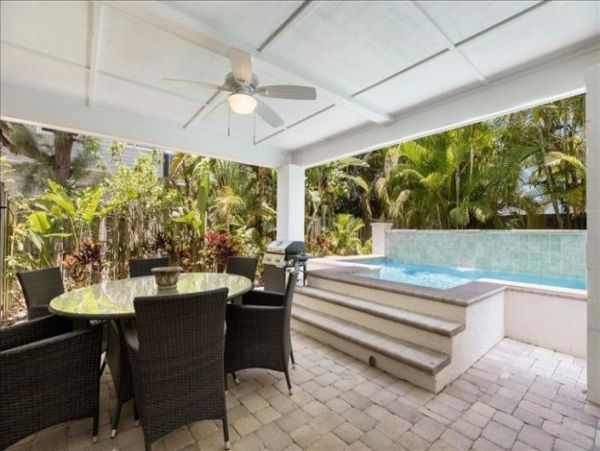 Anna Maria 3 Bedroom Cottage with Private Pool