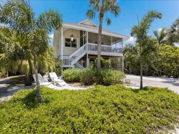 Anna Maria 3 Bedroom Cottage with Private Pool